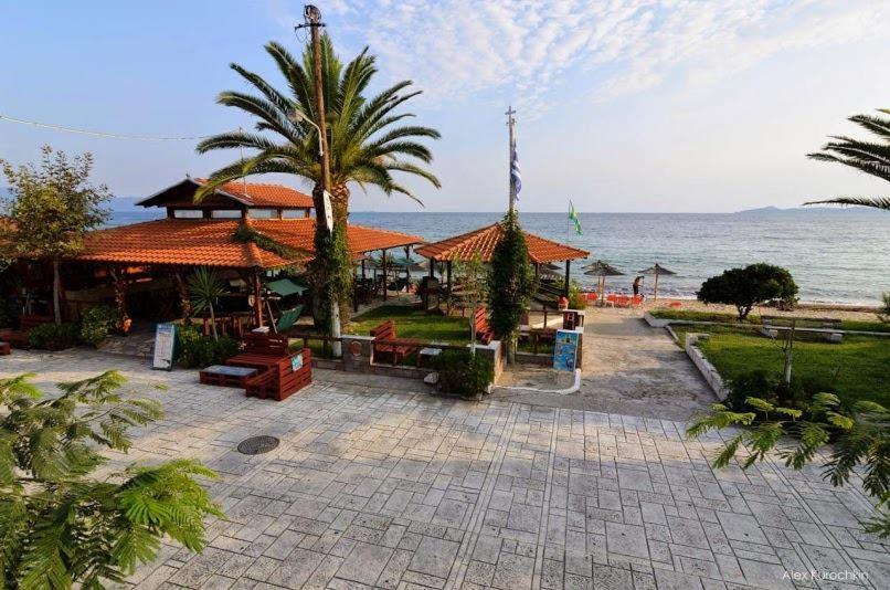 Mangoseaview Home1 ネア・ローダ エクステリア 写真